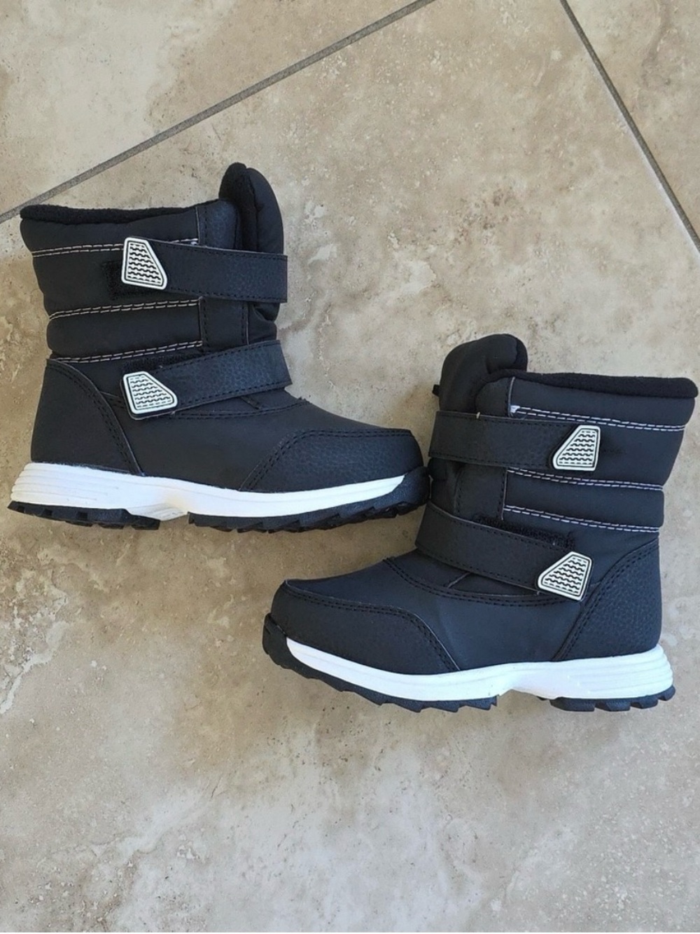 Kids 10- Black Insulated Winter Boots hook and loop closure